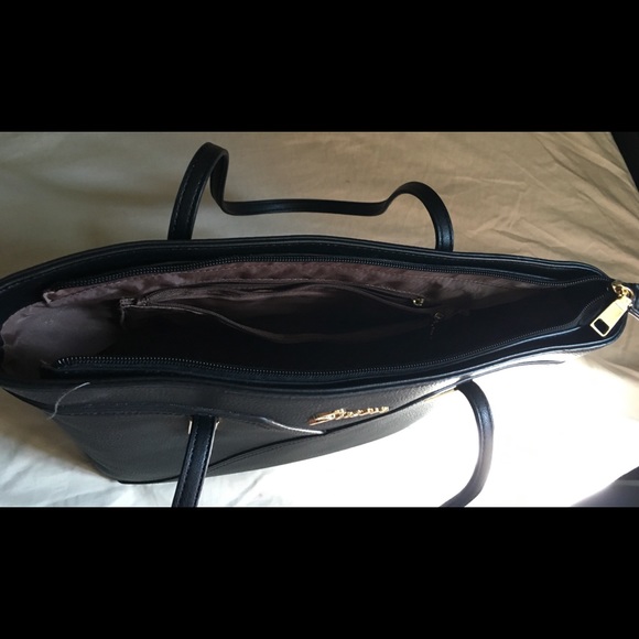 Purse - Picture 2 of 6